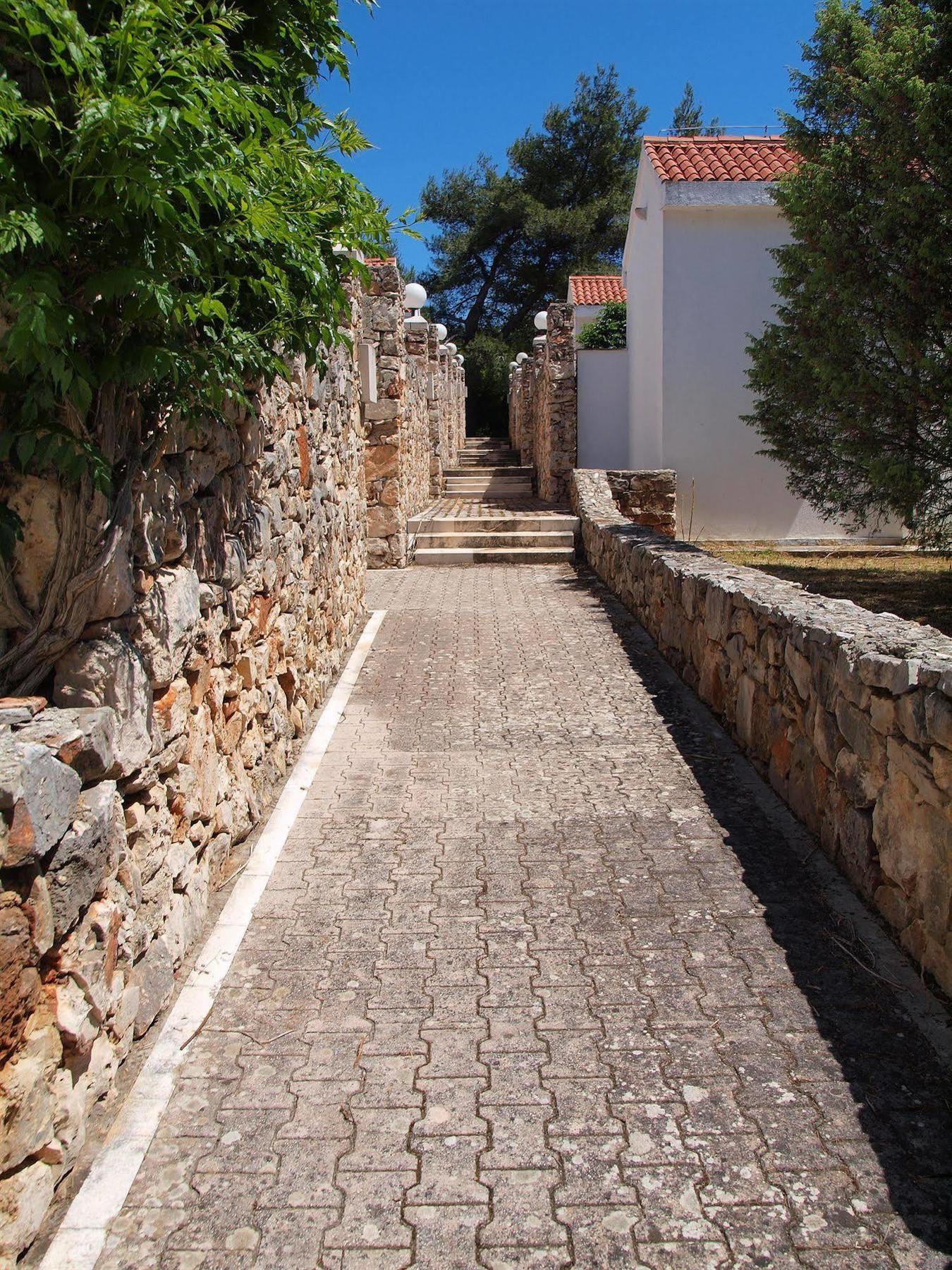 Trim Sunny Apartments By Valamar Stari Grad  Exterior foto
